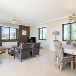 Villa Mara *