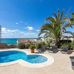 Mara Villa El Campello